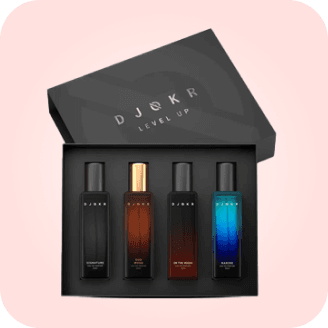 https://blaze-assets.webcdn.store/cdn-cgi/image/format=auto,quality=auto/home-page/COsmetics%20%26%20Perfume_CQR7F2.png